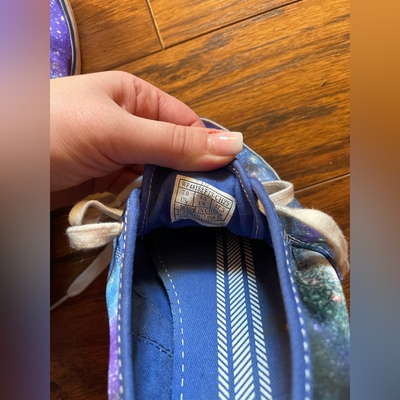 Galaxy Keds Size 7 - Picture 3 of 4